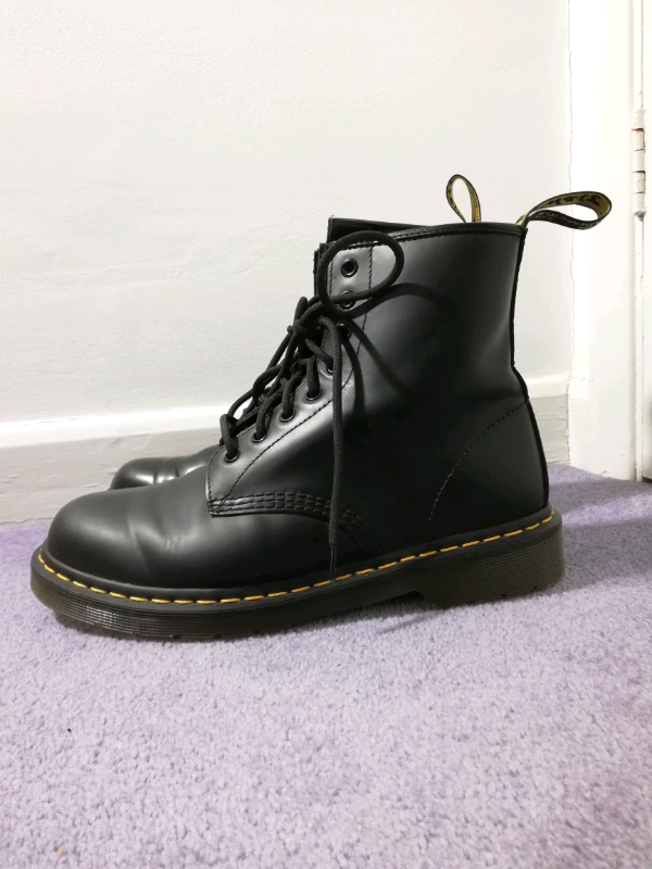 dr martens gumtree
